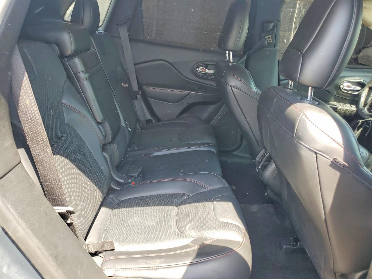 Jeep Cherokee Trailhawk