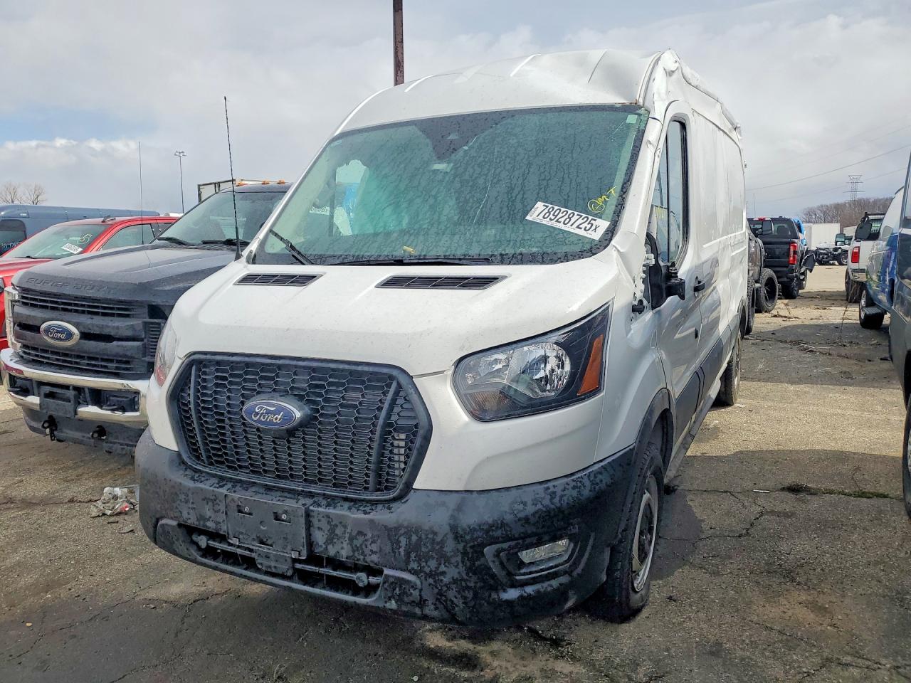 Salvage Ford Transit Image