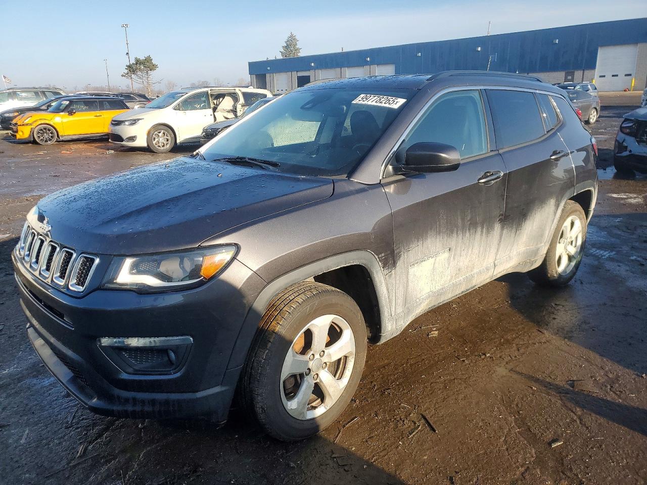 Salvage Jeep Compass Image