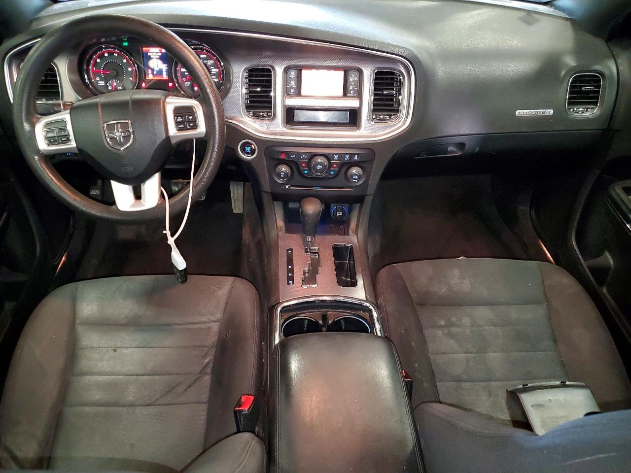 Dodge Charger Se
