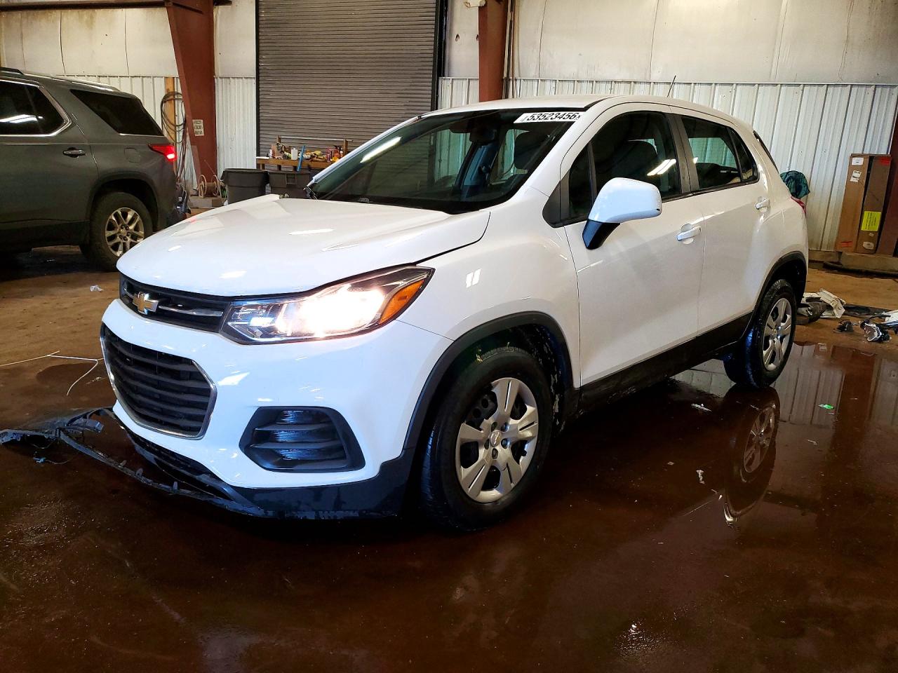 Salvage Chevrolet Trax Image