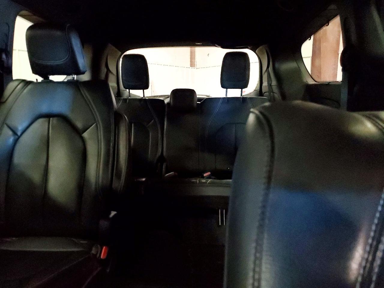 Chrysler Pacifica Touring L
