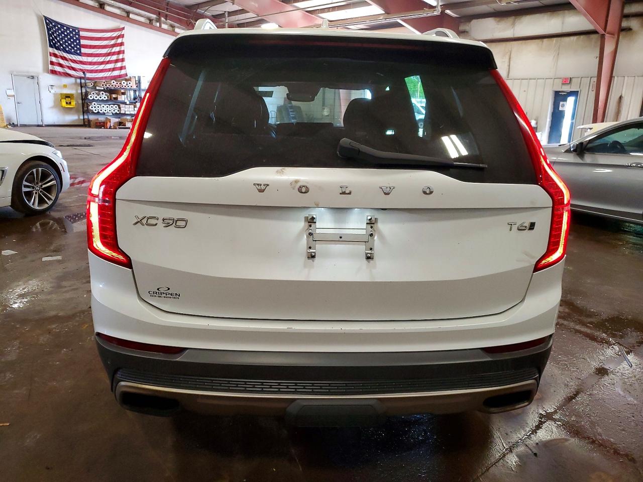 Volvo XC90 T6