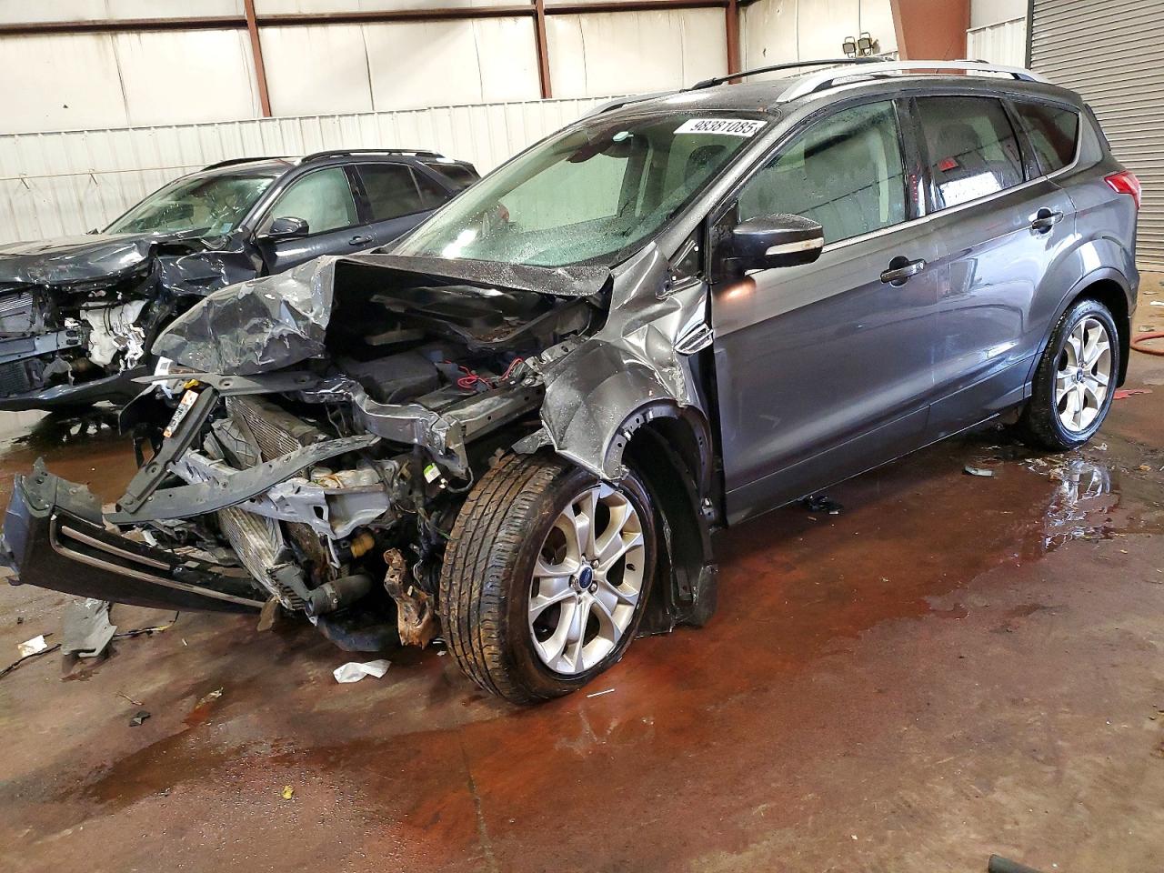 Salvage Ford Escape Image