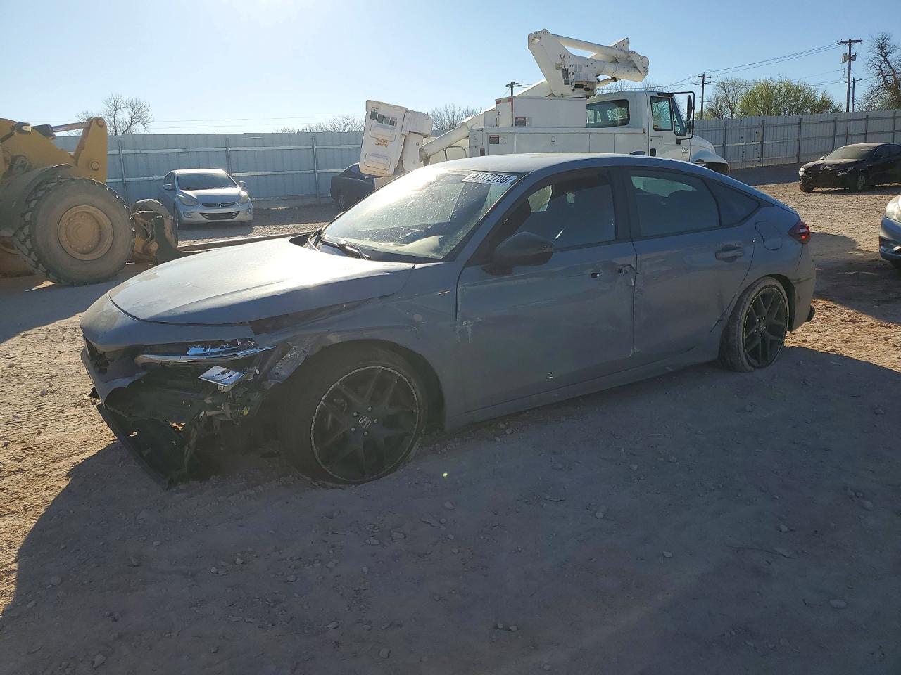 Salvage Honda Civic Image