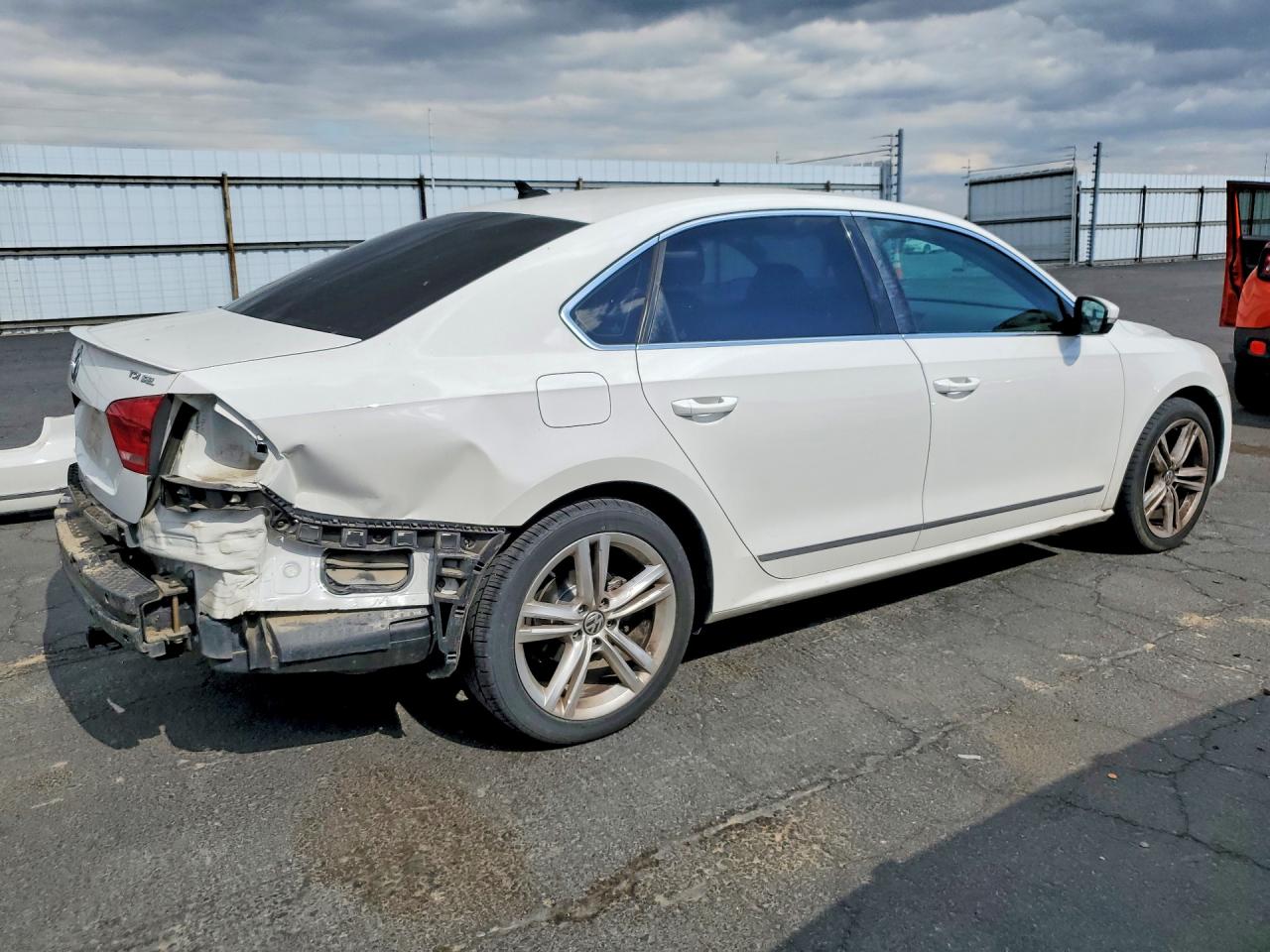 Volkswagen Passat Sel