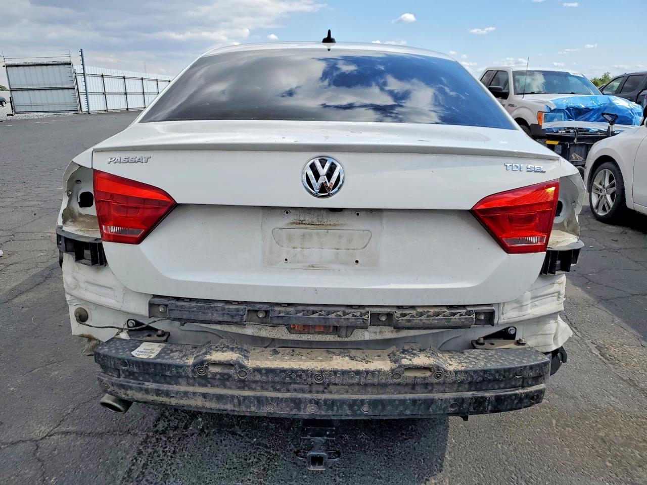 Volkswagen Passat Sel