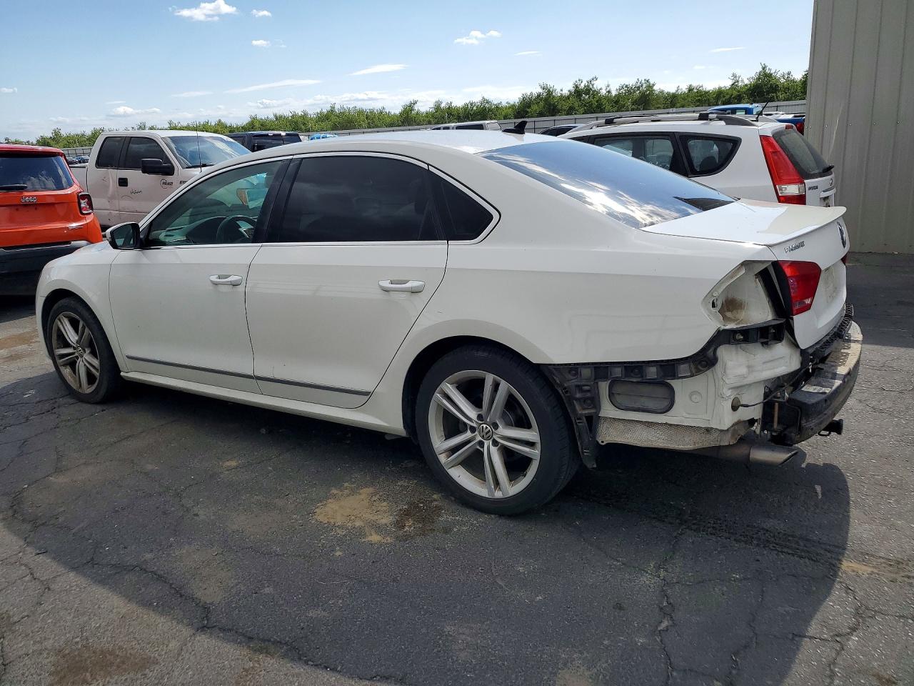 Volkswagen Passat Sel