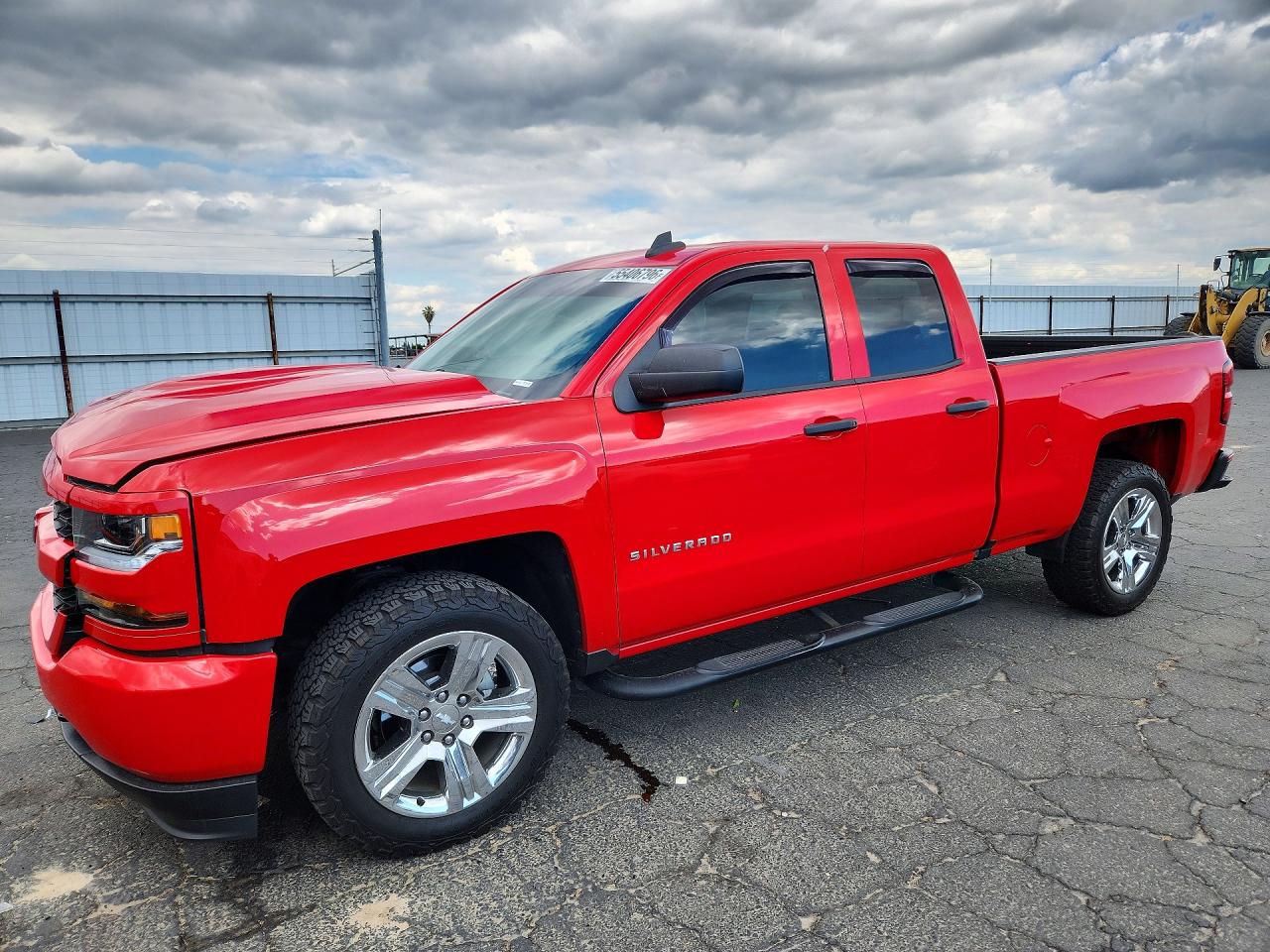 Salvage Chevrolet Silverado Image