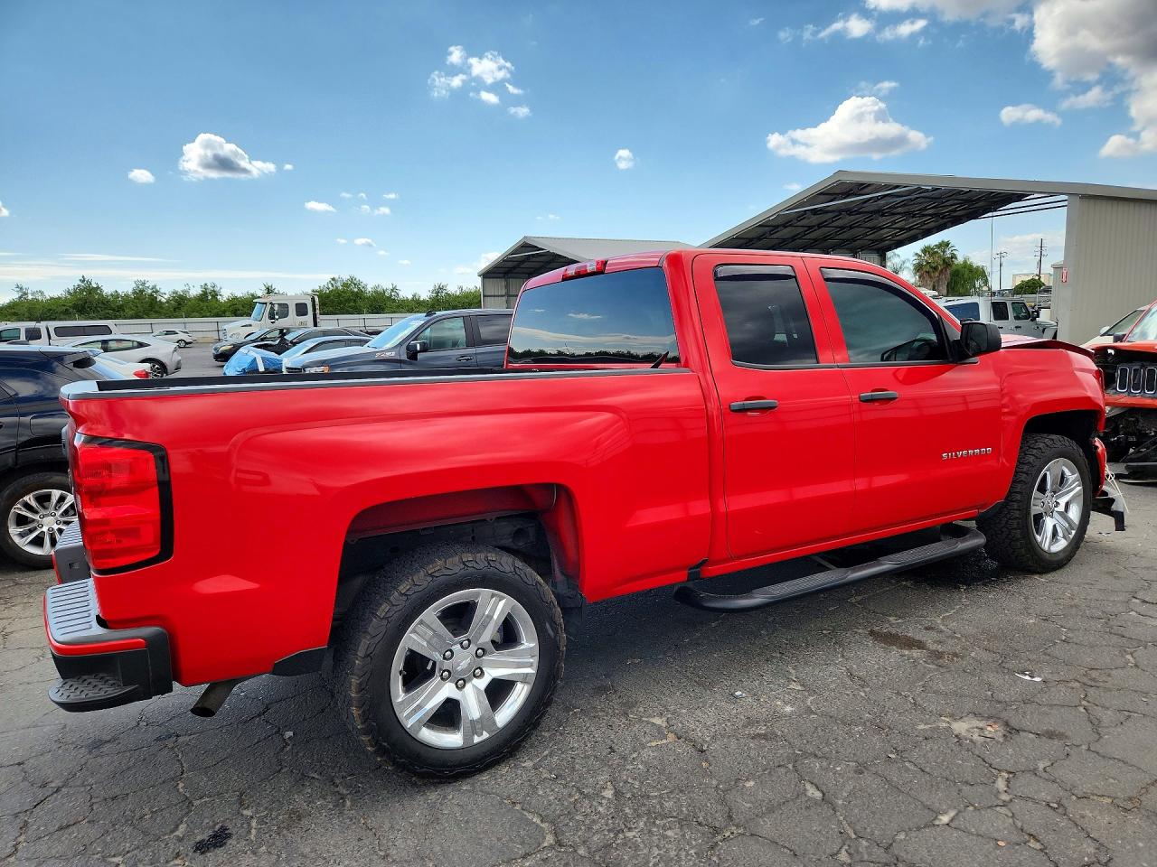 Chevrolet Silverado C1500 Custom