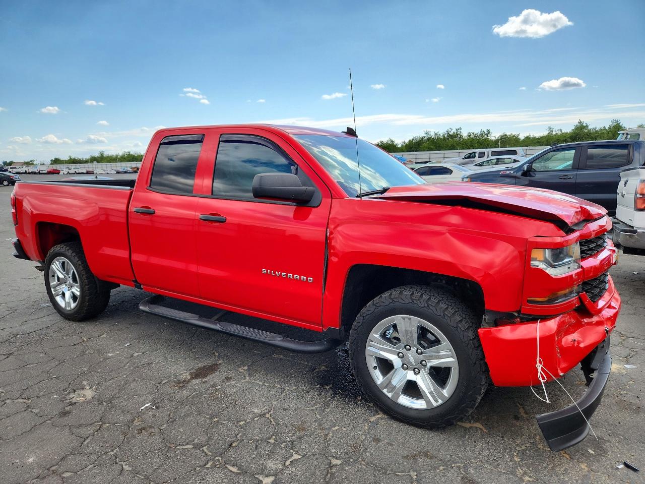 Chevrolet Silverado C1500 Custom
