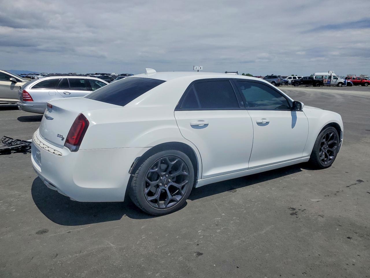 Chrysler 300 S