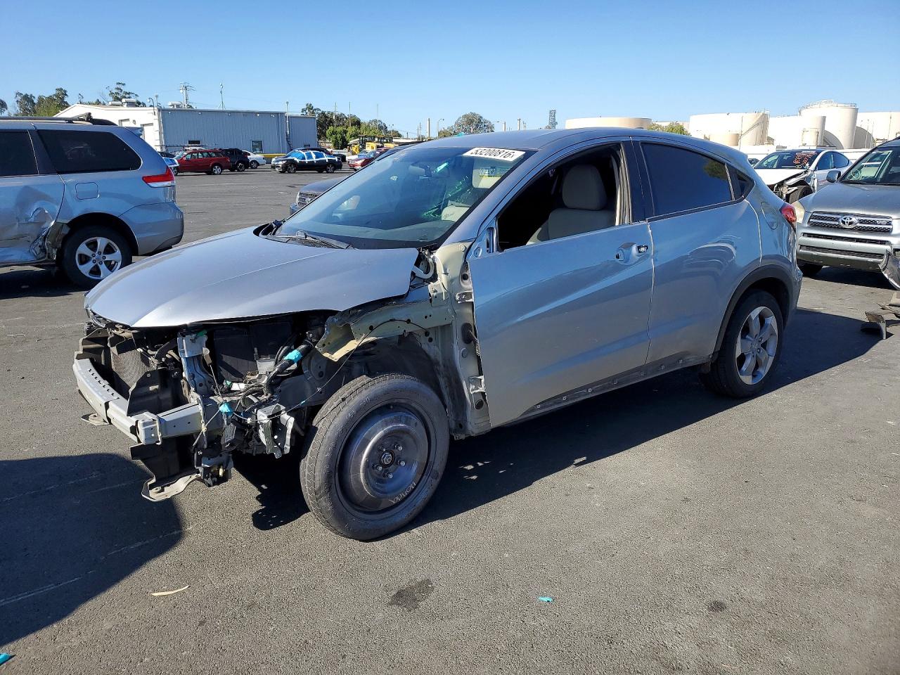 Salvage Honda HR-V Image