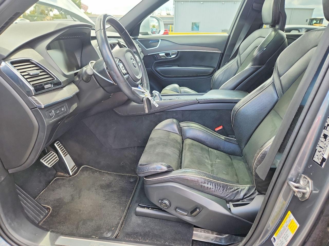 Volvo XC90 T8