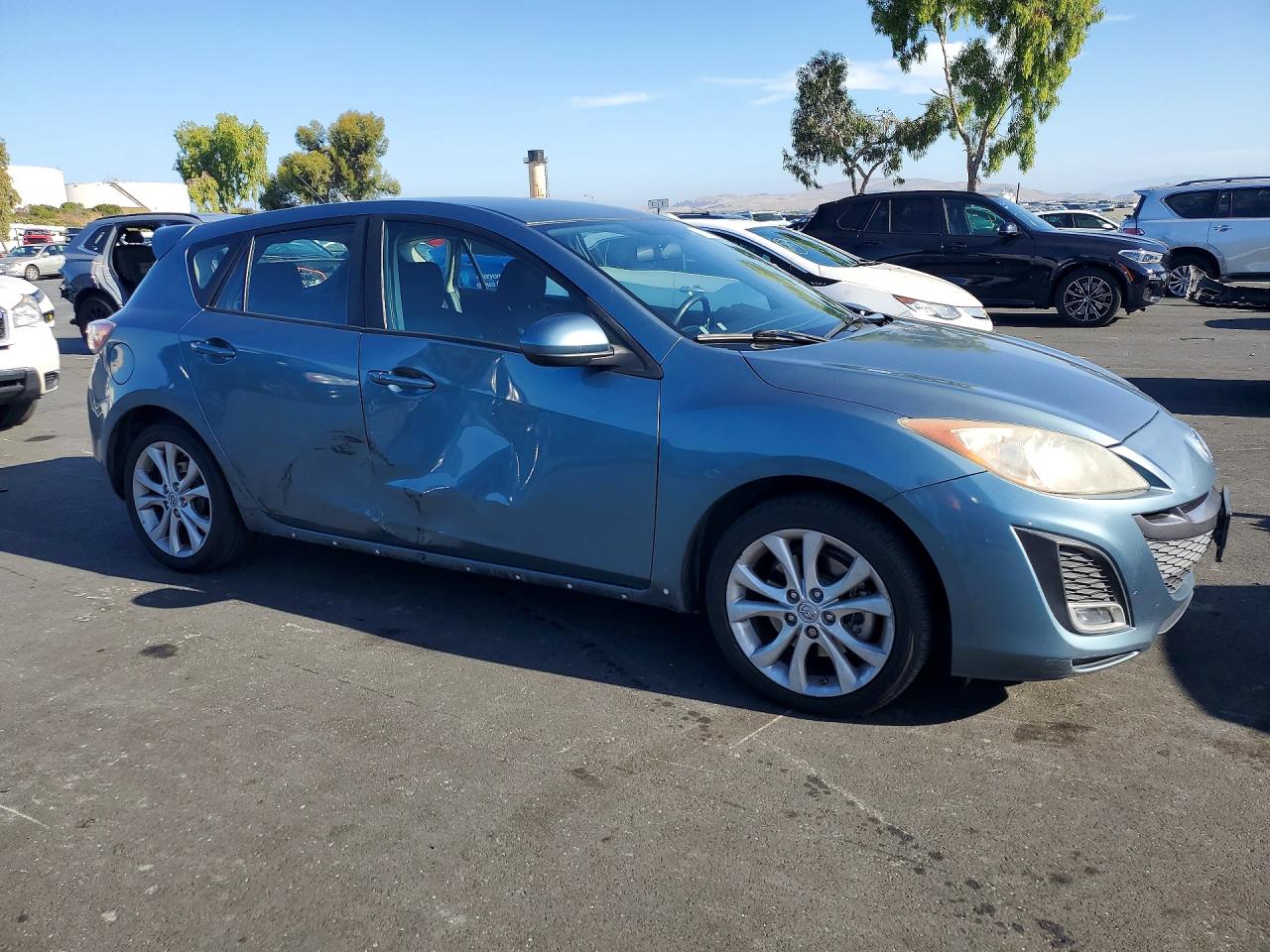 Mazda Mazda3 S