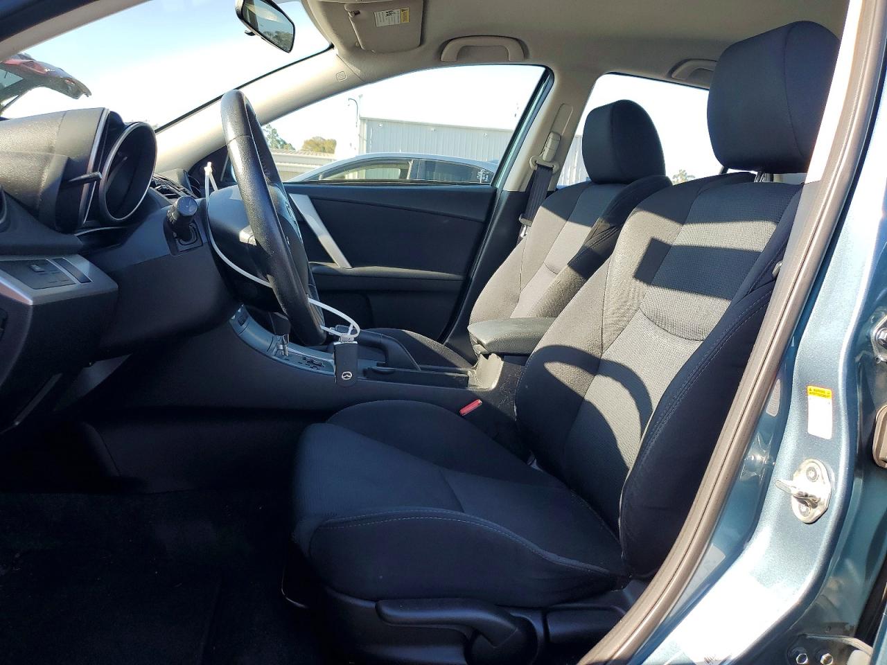 Mazda Mazda3 S