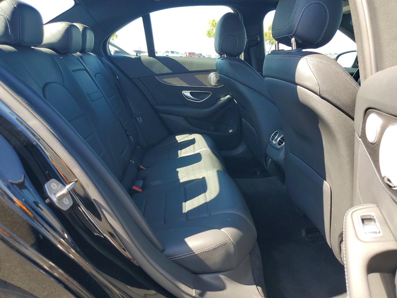 Mercedes-Benz C-Class 300