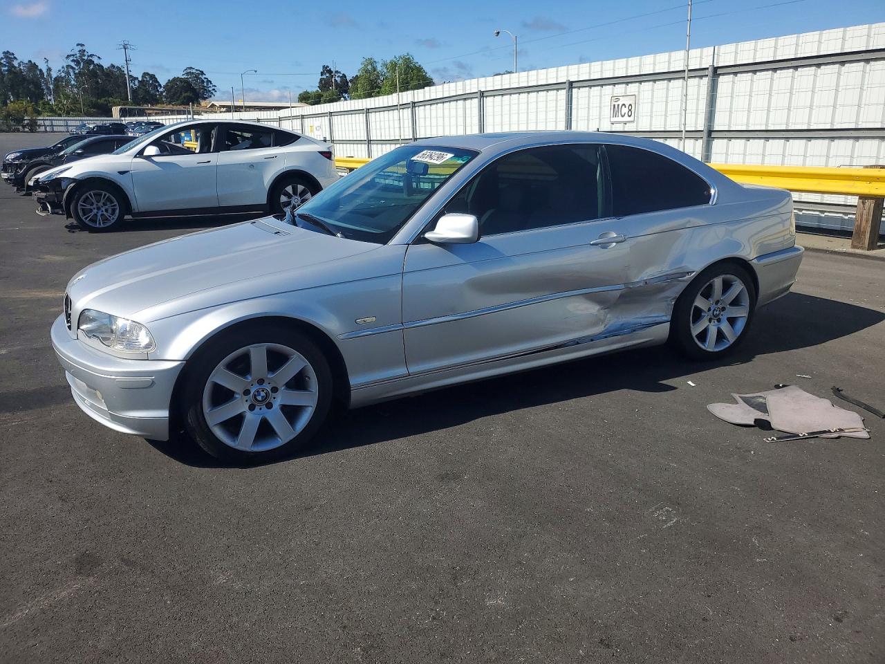 Salvage BMW 3 Series Image