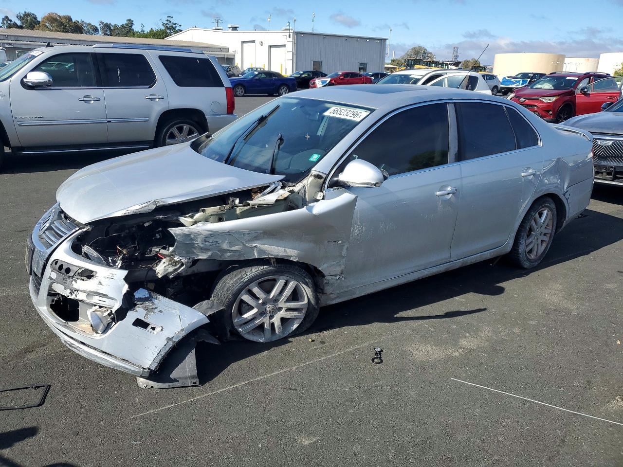 Salvage Volkswagen Jetta Image