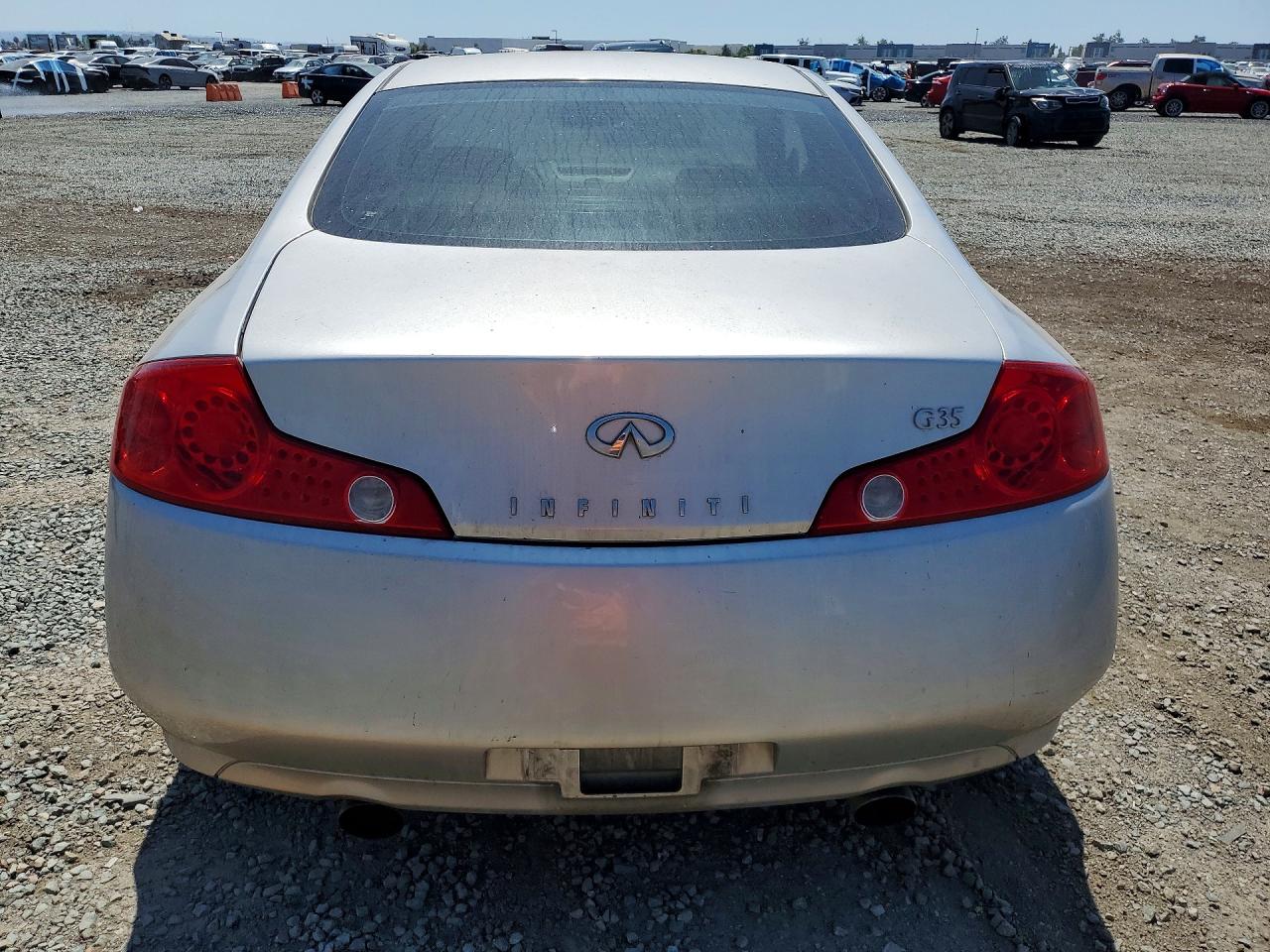 INFINITI G35 Base