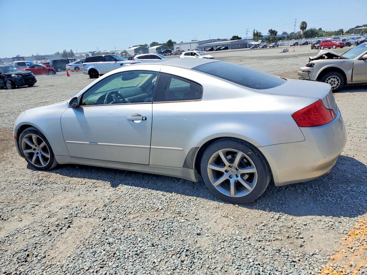 INFINITI G35 Base