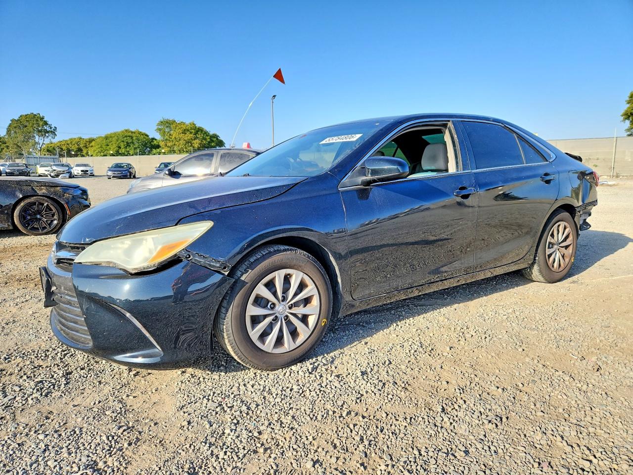Salvage Toyota Camry Image