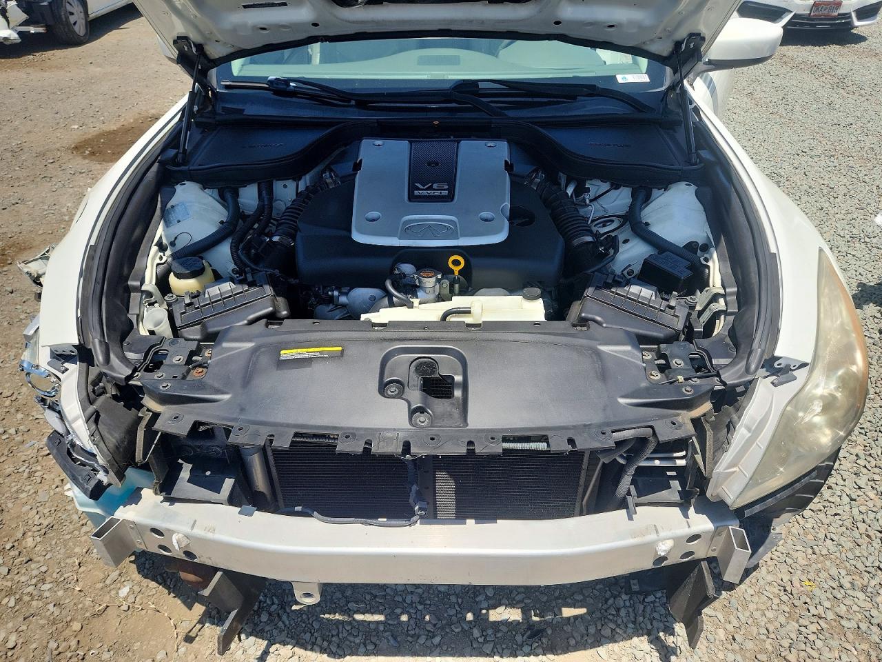 INFINITI G37 Base