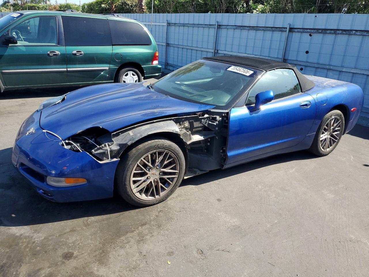 Salvage Chevrolet Corvette Image