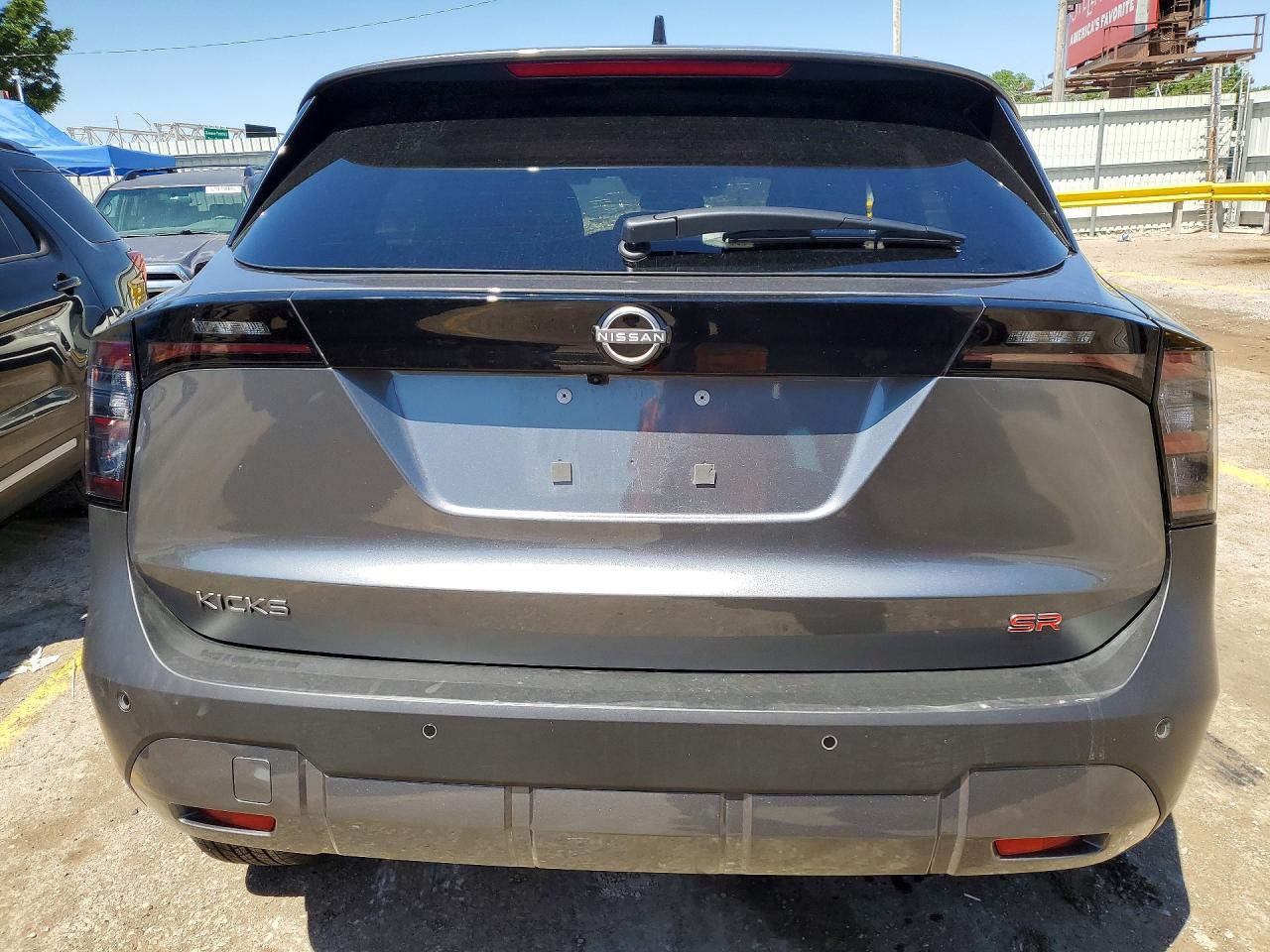 Nissan Kicks Sr