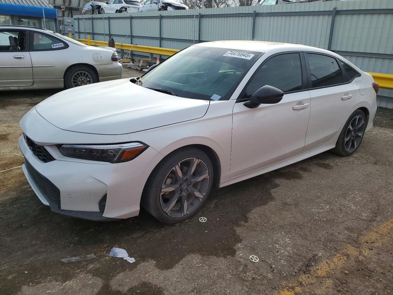 Salvage Honda Civic Image