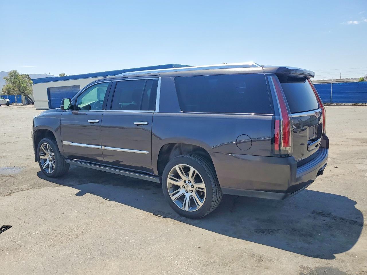 Cadillac Escalade Esv Premium