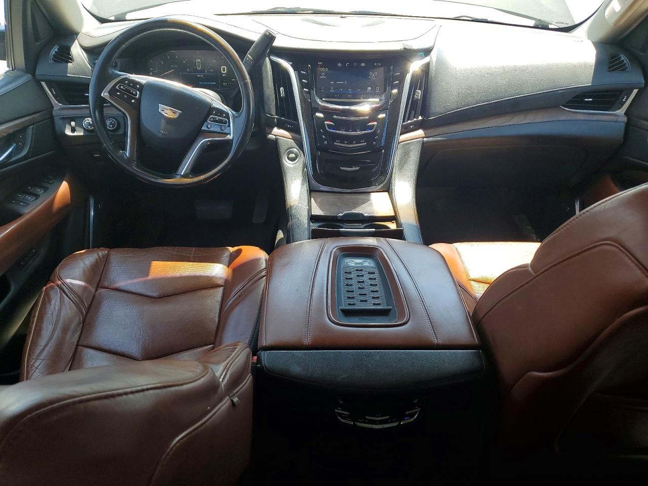 Cadillac Escalade Esv Premium