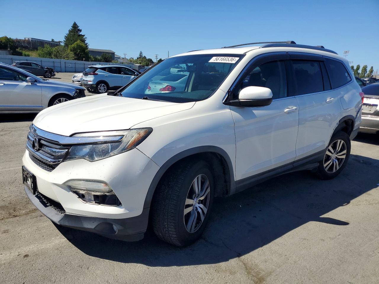 Salvage Honda Pilot Image