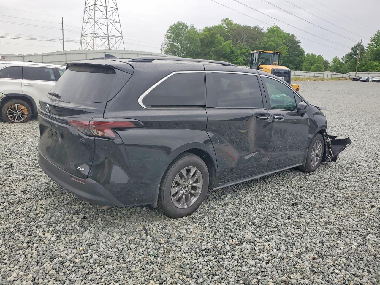 Toyota Sienna Xle 8-passenger
