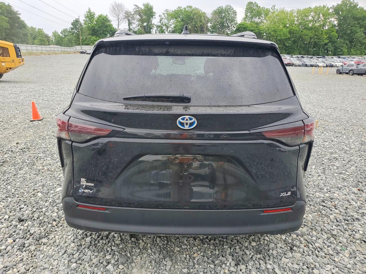 Toyota Sienna Xle 8-passenger