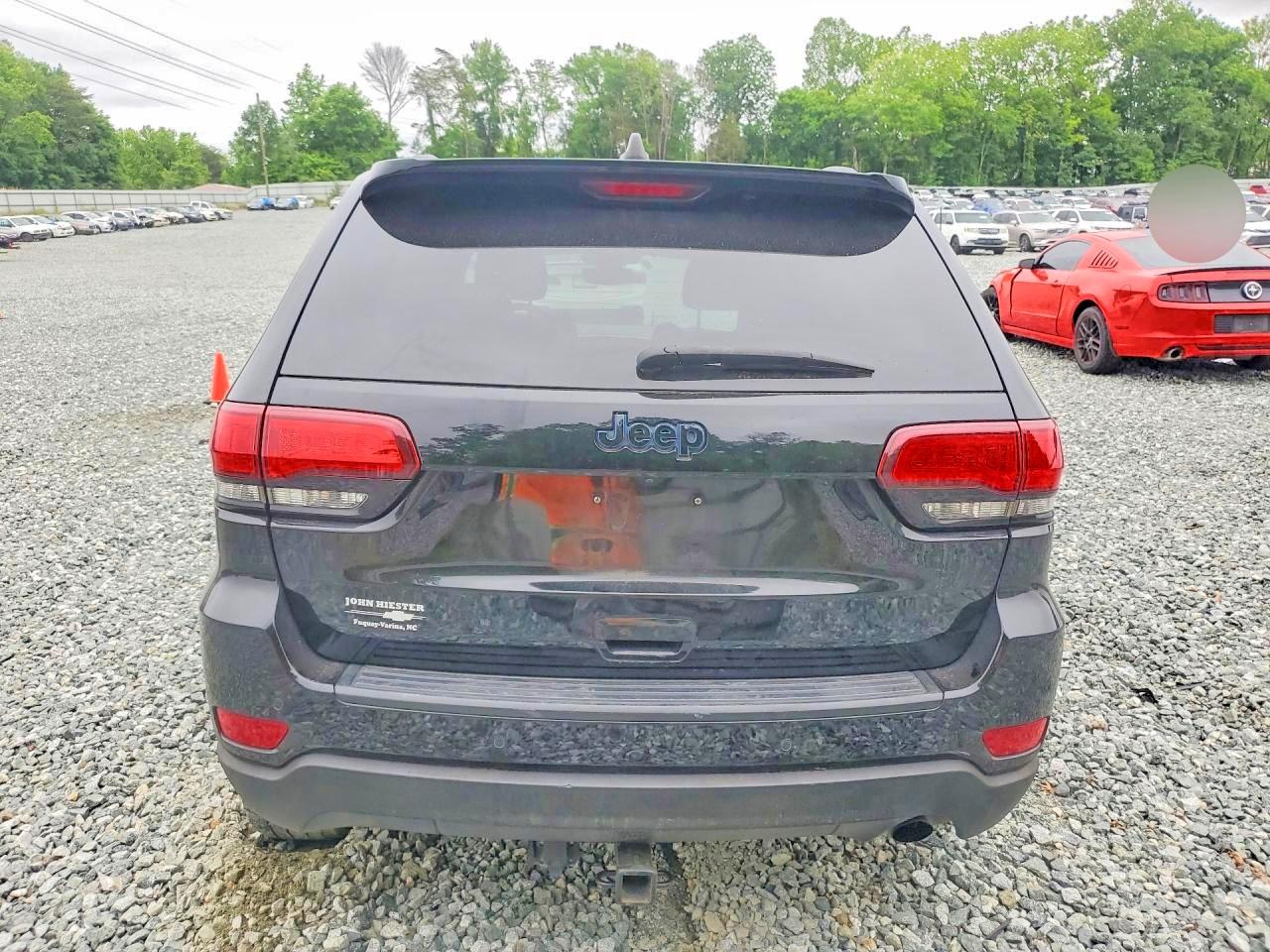 Jeep Cherokee Laredo