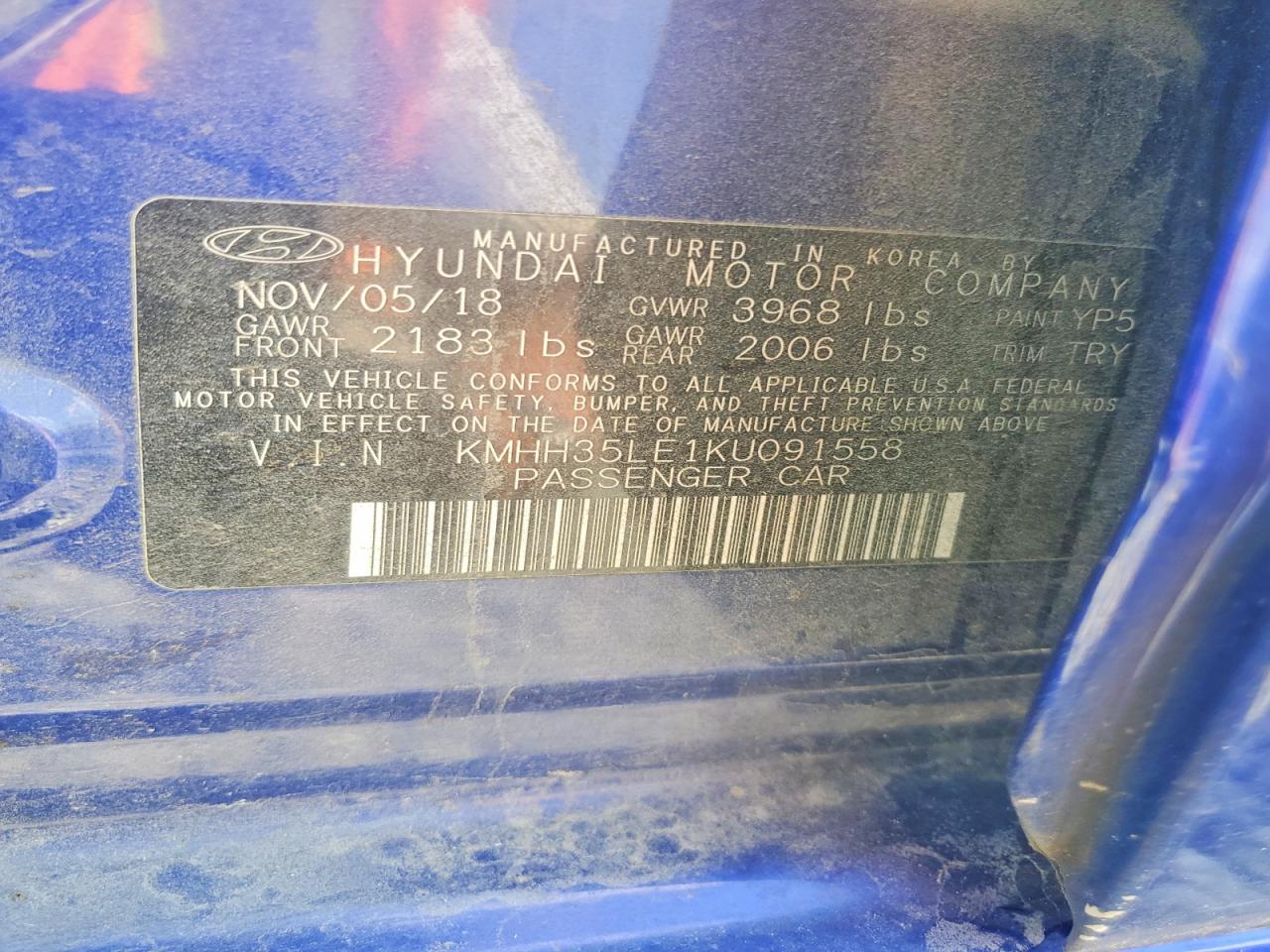 Hyundai ELANTRA Base