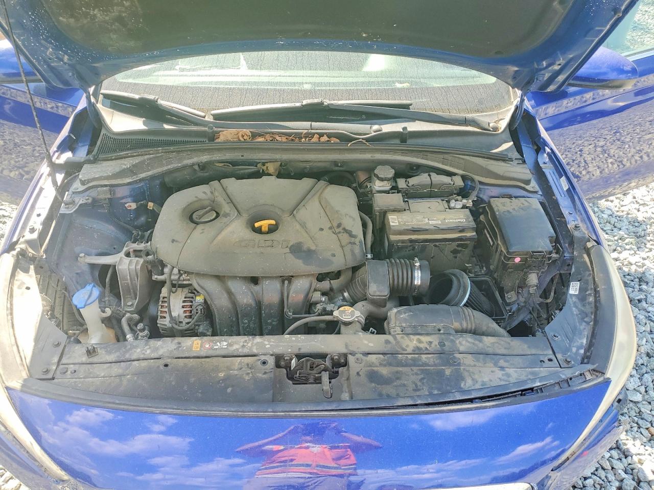 Hyundai ELANTRA Base
