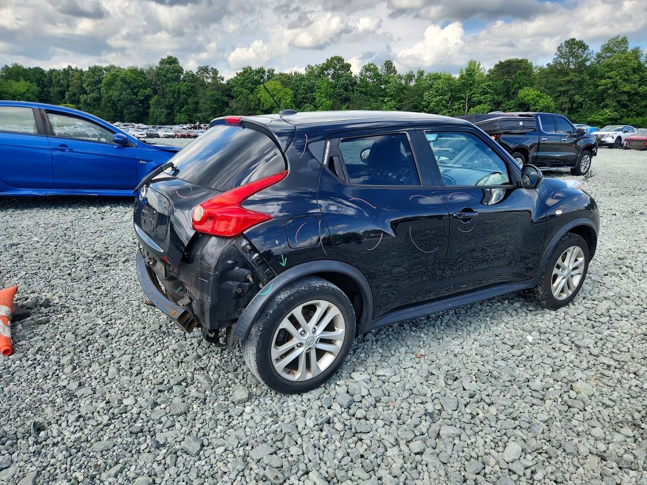Nissan JUKE S
