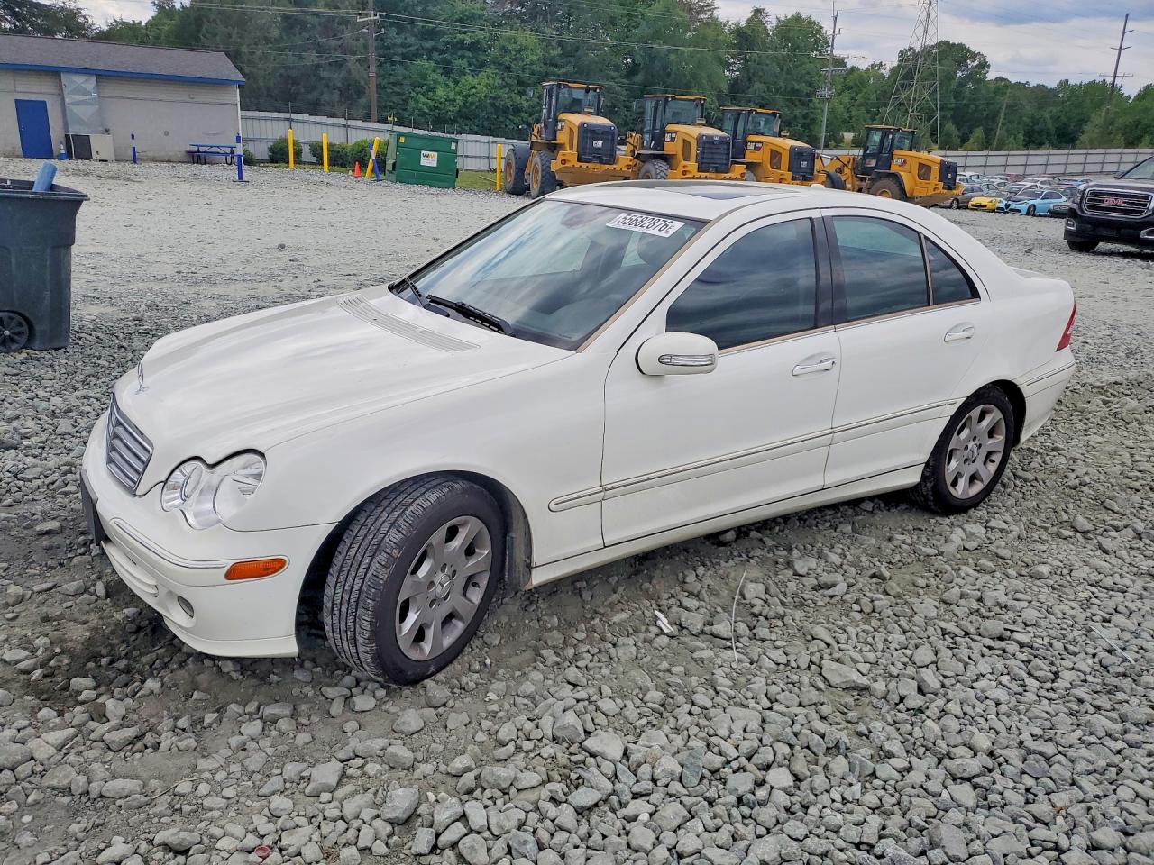 Salvage Mercedes-Benz C-Class Image