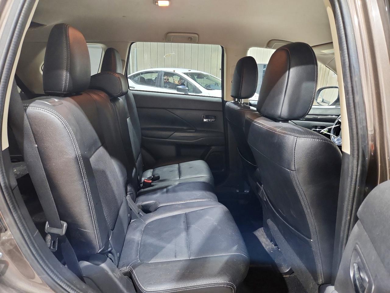 Mitsubishi Outlander Se