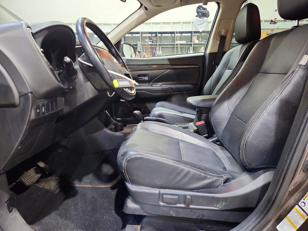 Mitsubishi Outlander Se