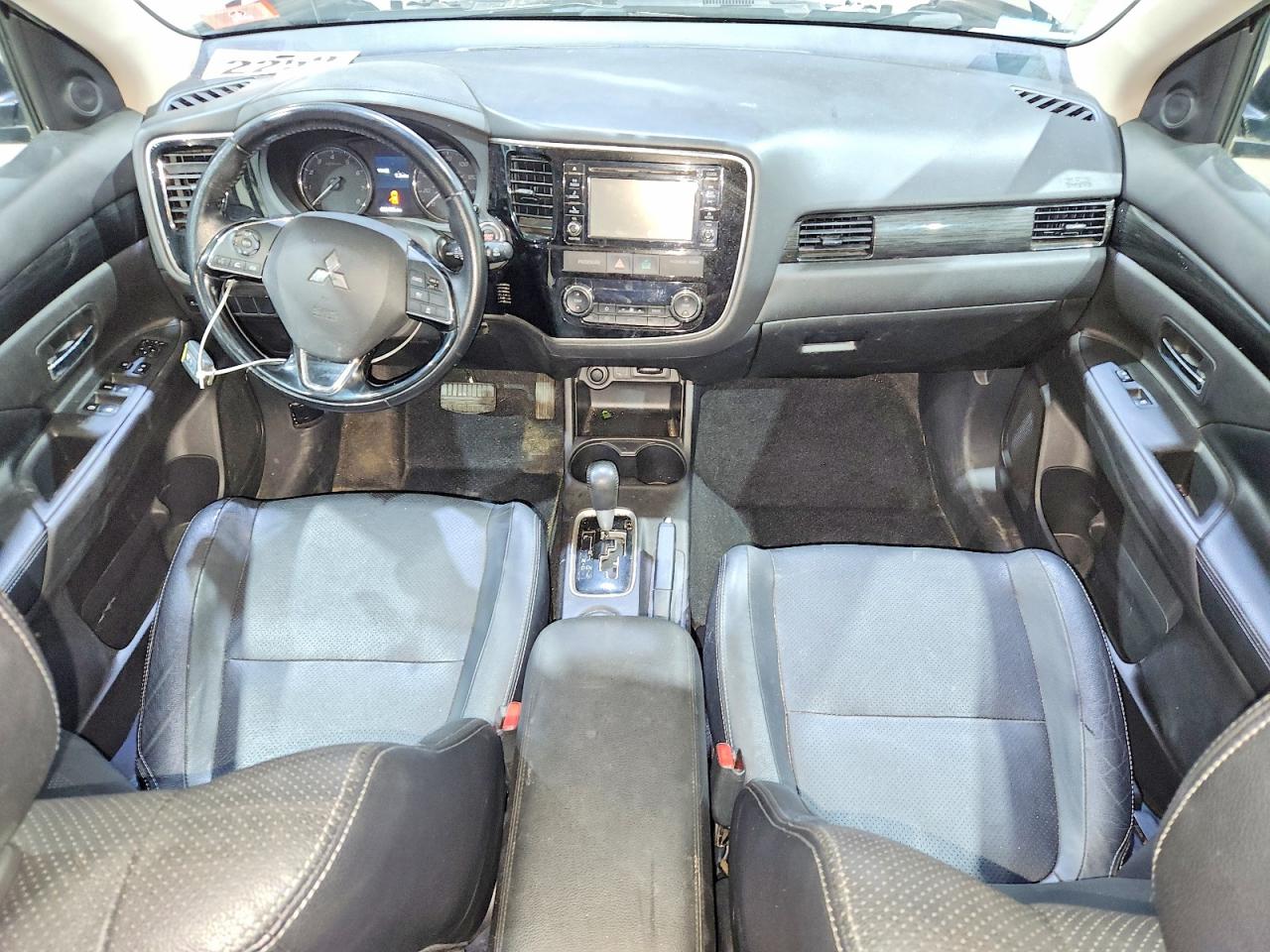 Mitsubishi Outlander Se