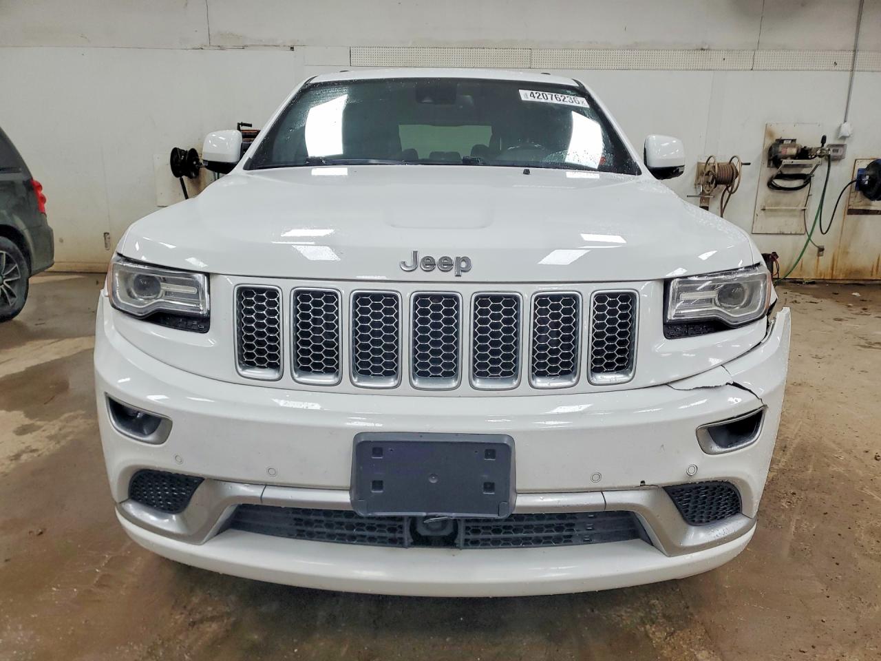 Jeep Cherokee Summit
