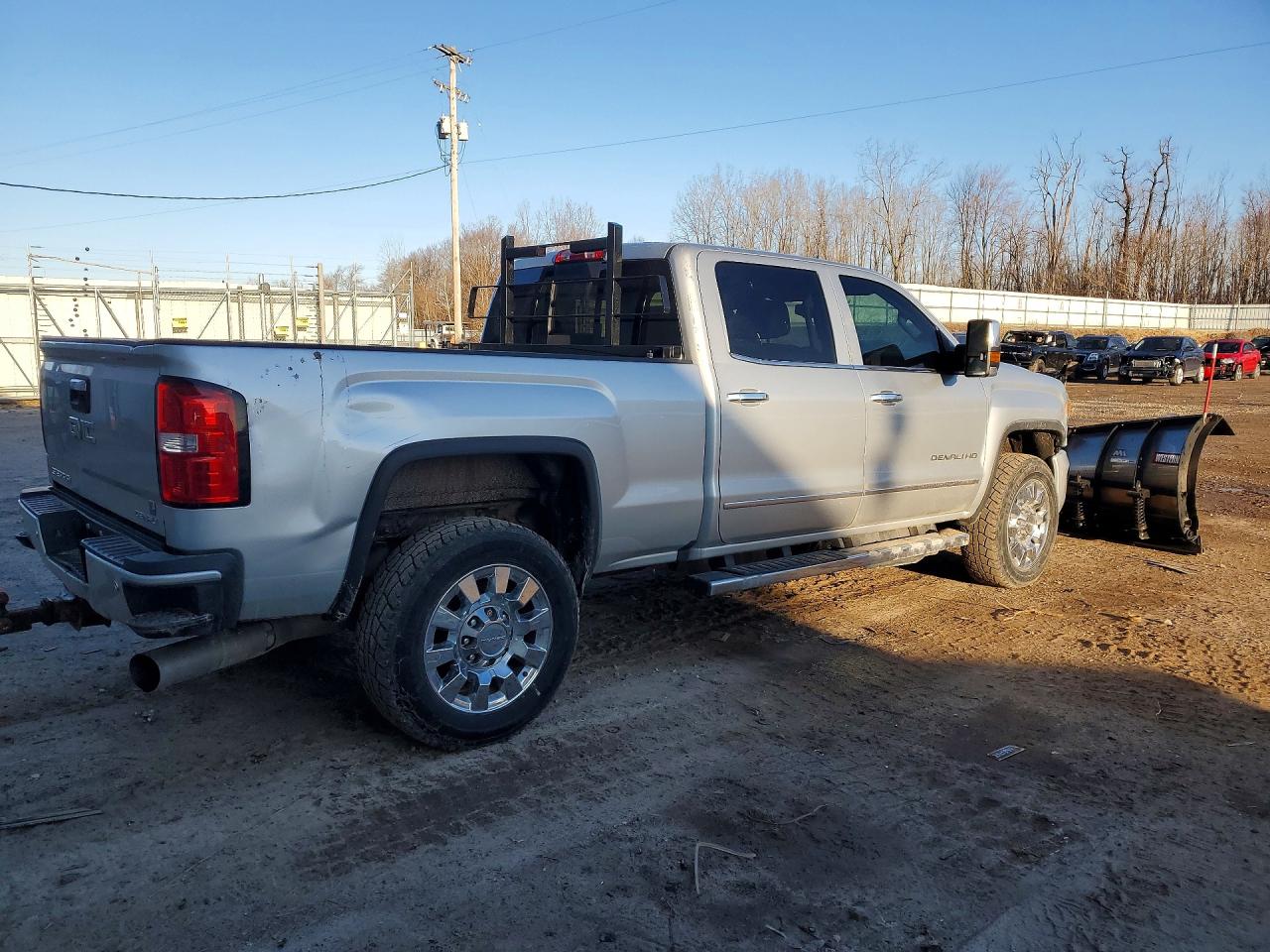 GMC Sierra K2500 Denali