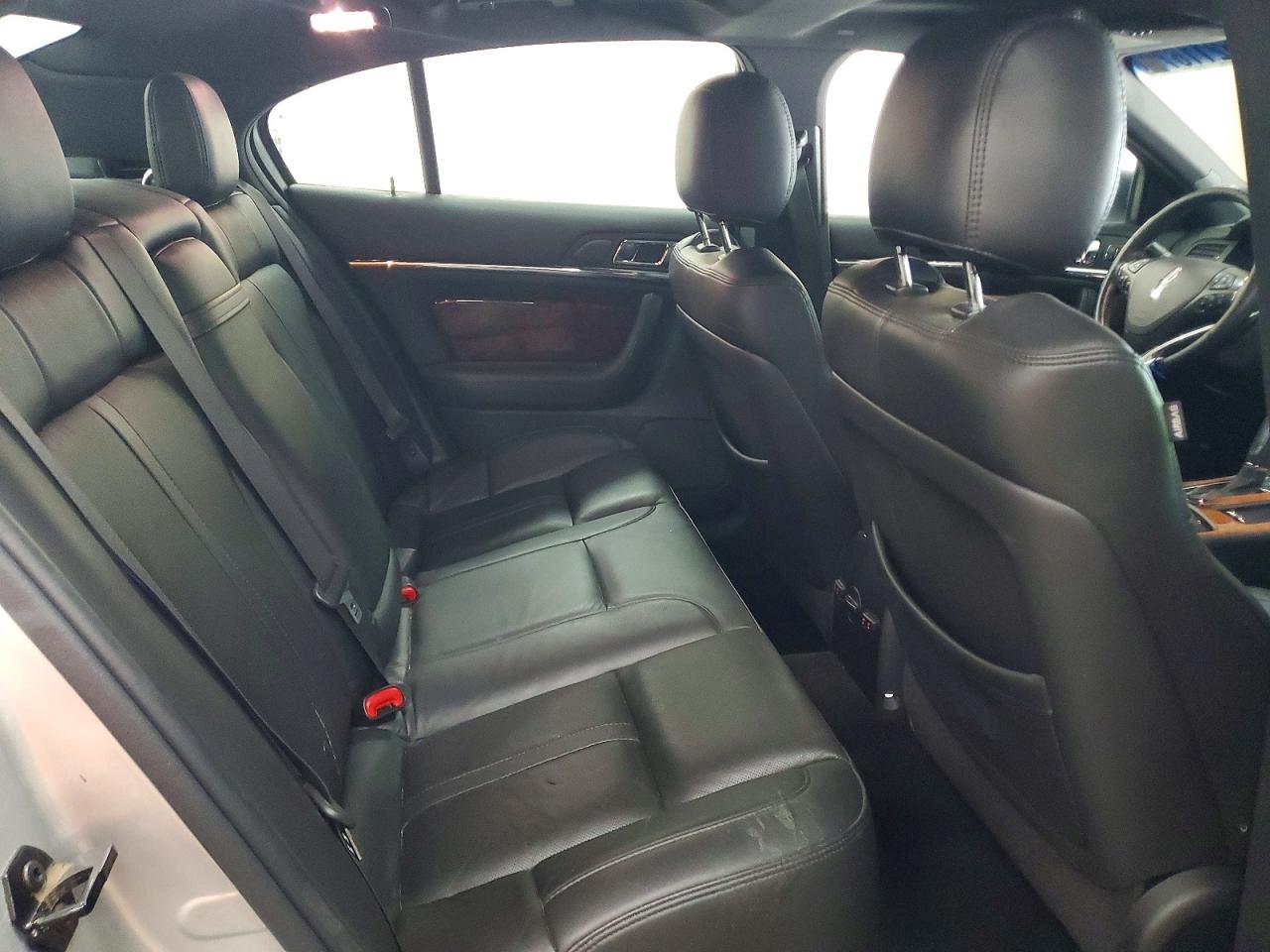 Lincoln MKS