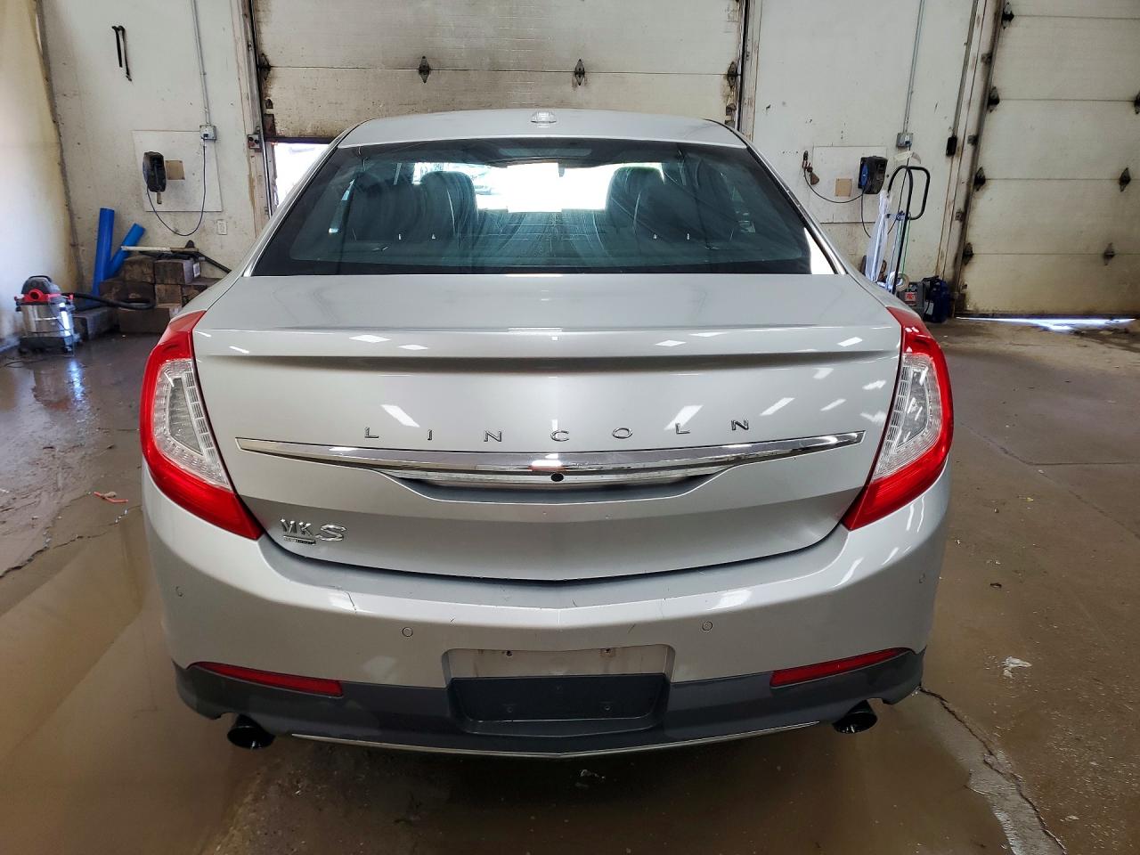 Lincoln MKS