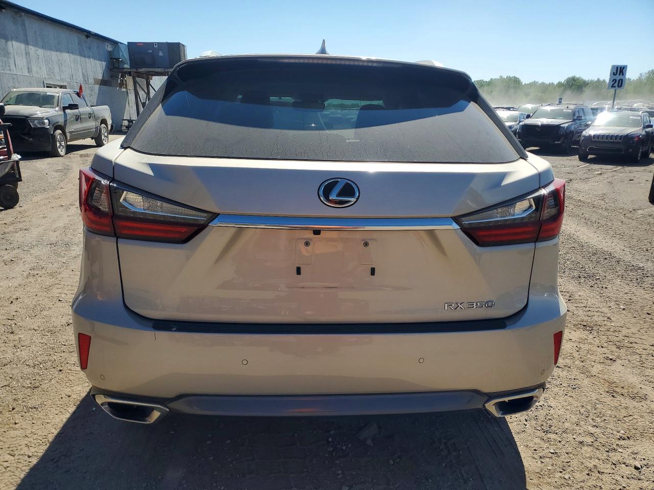 Lexus RX Base