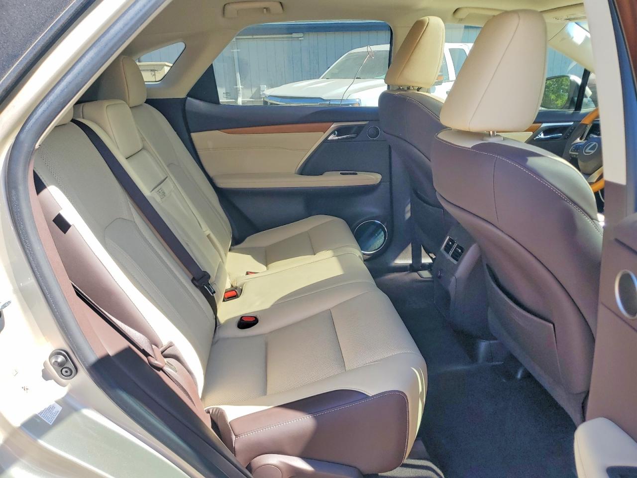 Lexus RX Base
