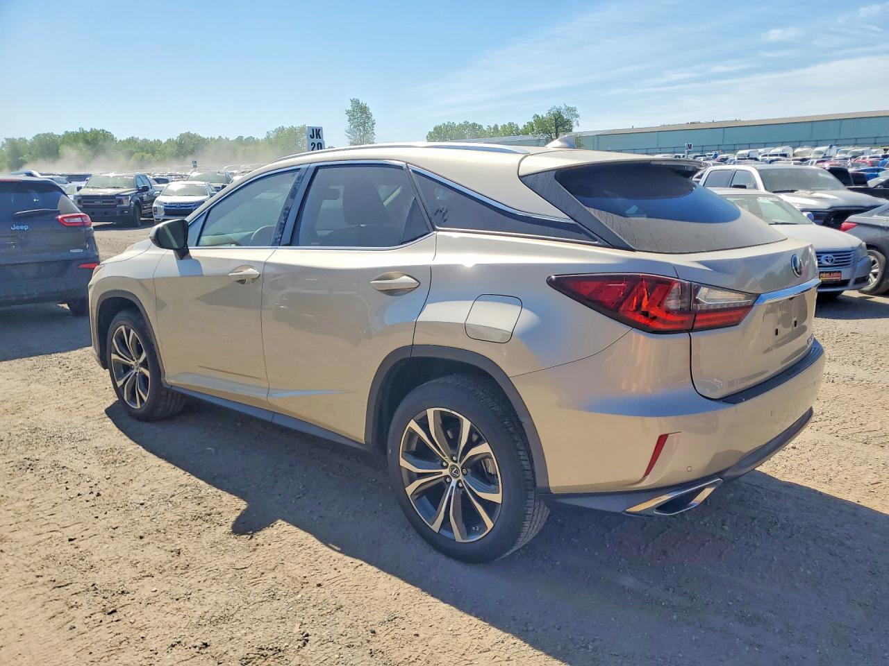 Lexus RX Base